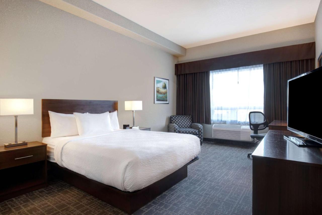 Days Inn & Suites By Wyndham Yorkton Ngoại thất bức ảnh