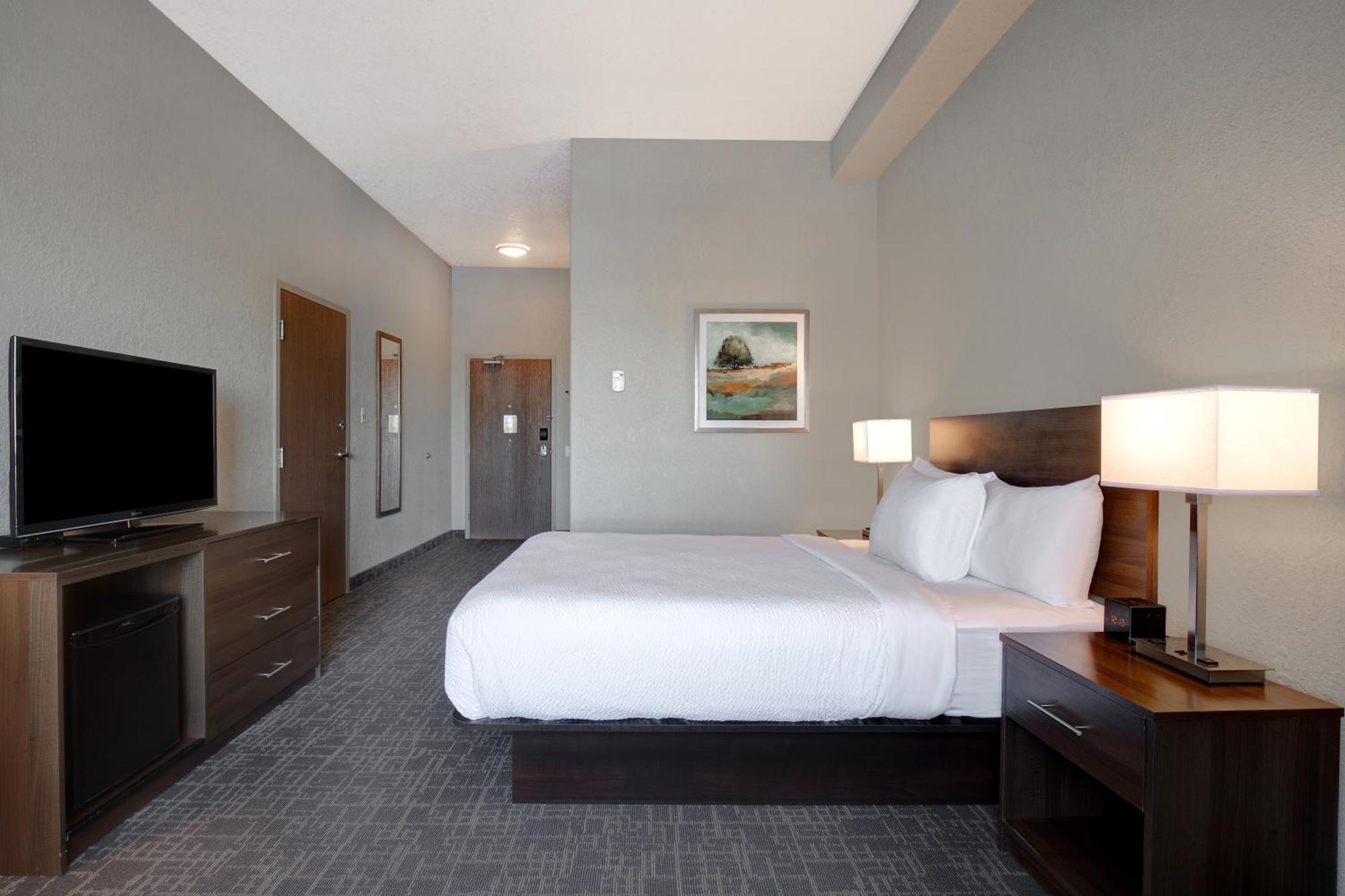 Days Inn & Suites By Wyndham Yorkton Ngoại thất bức ảnh