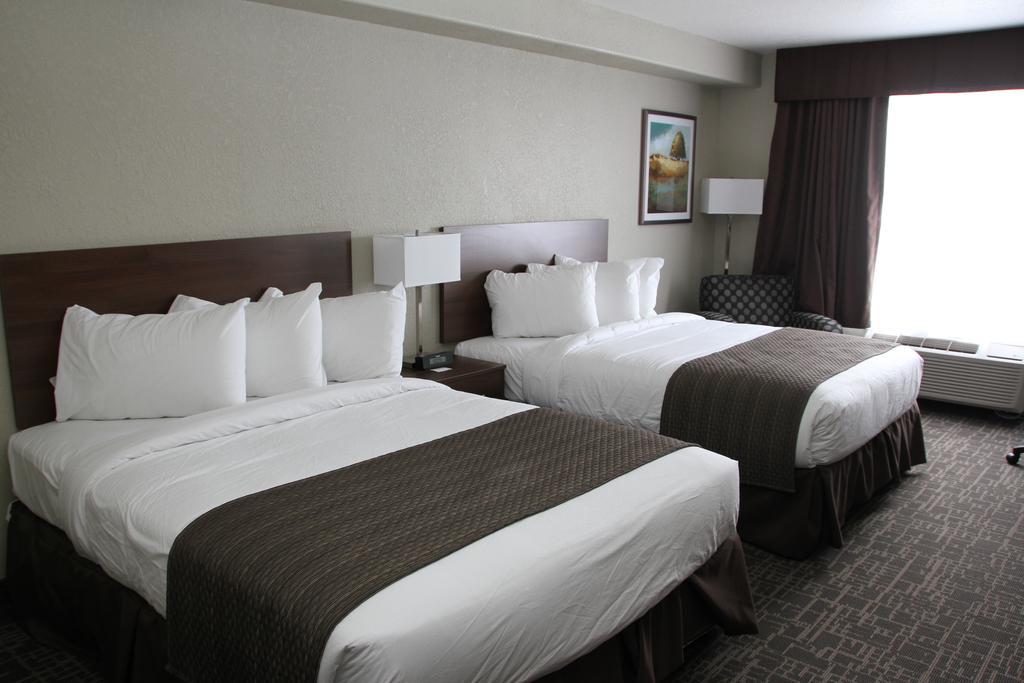 Days Inn & Suites By Wyndham Yorkton Ngoại thất bức ảnh