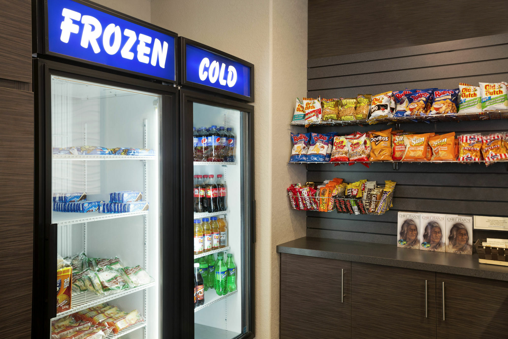 Days Inn & Suites By Wyndham Yorkton Ngoại thất bức ảnh